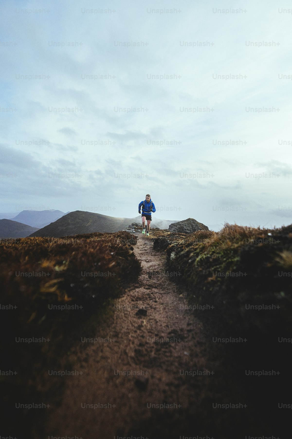Gérer son allure en trail : stratégie de course et pacing